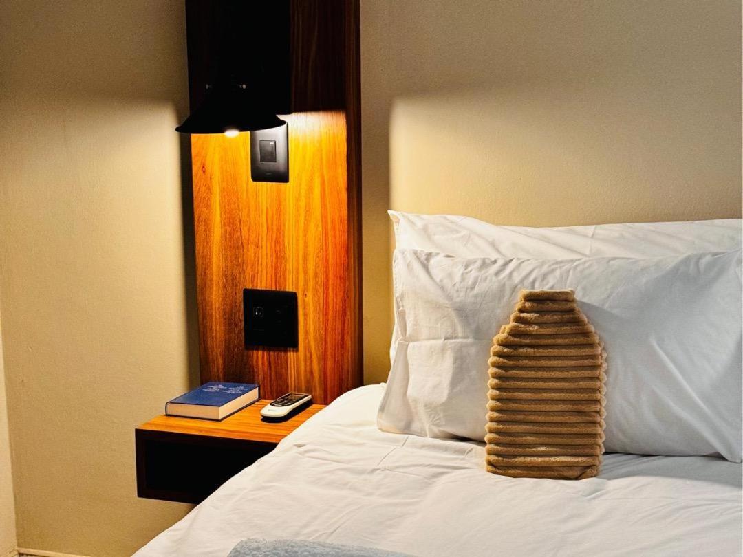 Flying Ostrich Guesthouse & Self-Catering Accommodation Mariental Quarto foto