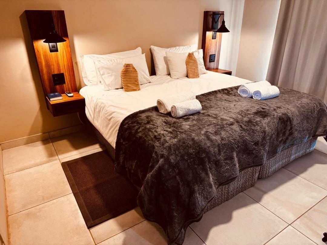 Flying Ostrich Guesthouse & Self-Catering Accommodation Mariental Quarto foto