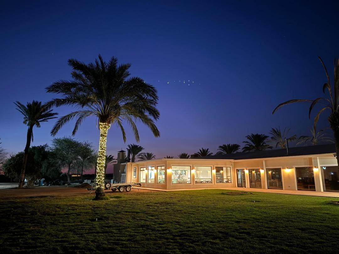 Flying Ostrich Guesthouse & Self-Catering Accommodation Mariental Exterior foto